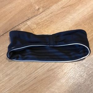 Lululemon ear warmer. Great condition